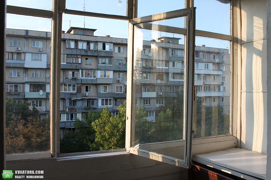 Sell 3-room apartment. Киев,  Кавказская — photo 8