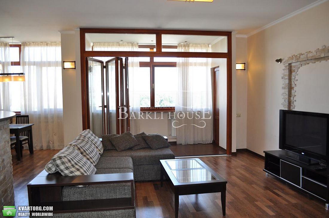 Rent out 4-room apartment. Киев,  Саксаганского — photo 2