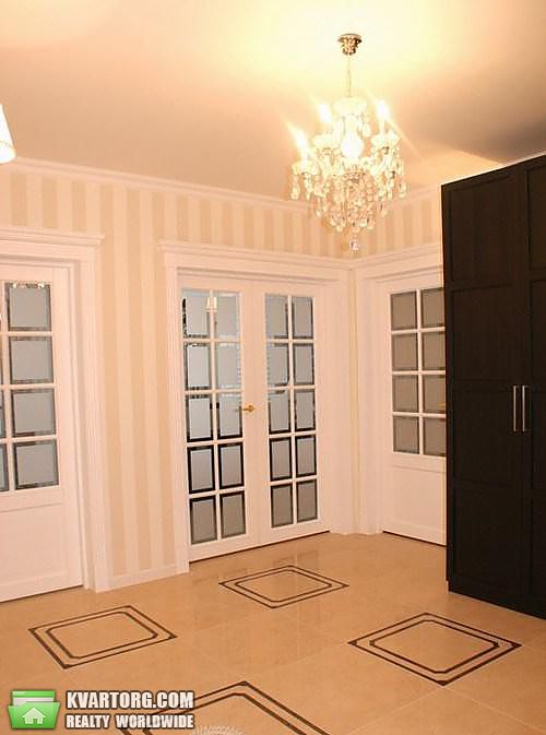 Rent out 4-room apartment. Киев,  Чавдар — photo 10