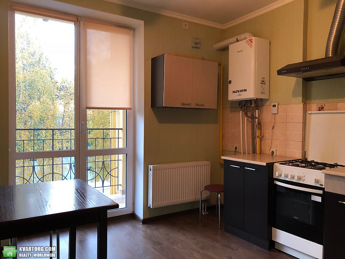 Rent out 1-room apartment. Киев, печерская — photo 10