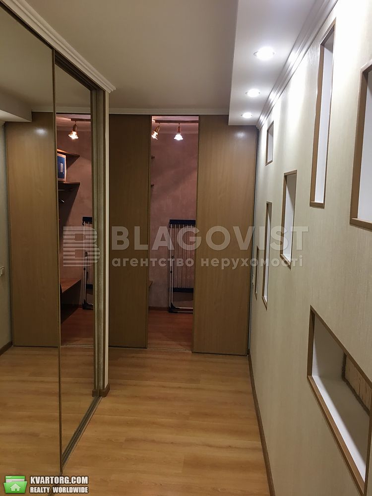 Rent out 2-room apartment. Киев, генерала Алмазова — photo 7