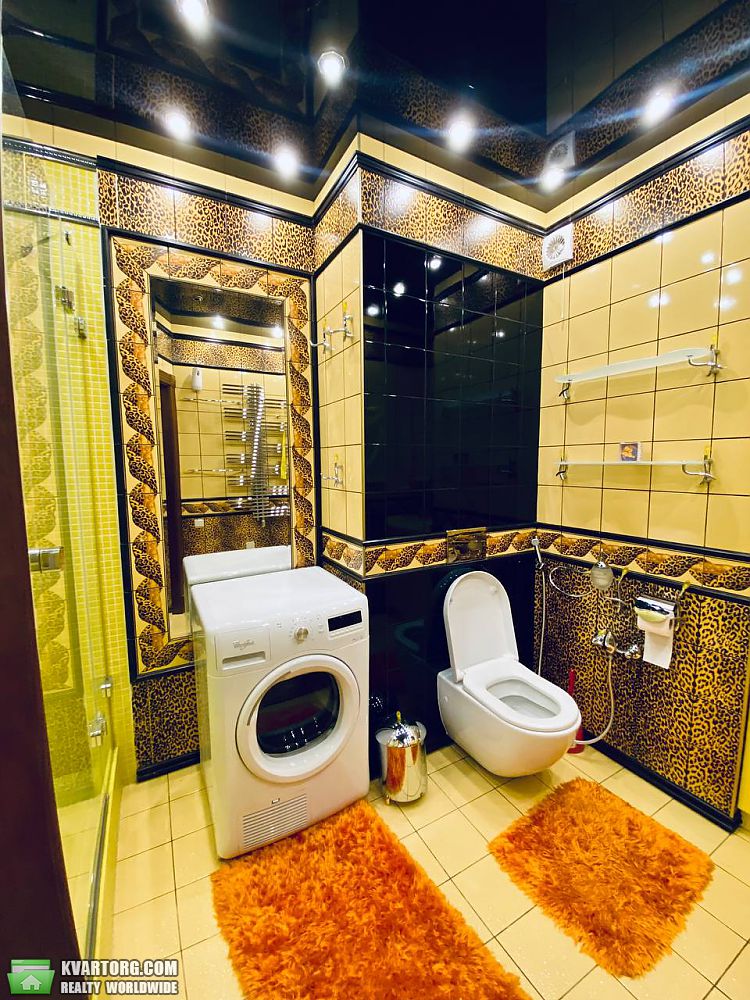 Rent out 5-room apartment. Киев,  Старонаводницкая — photo 8