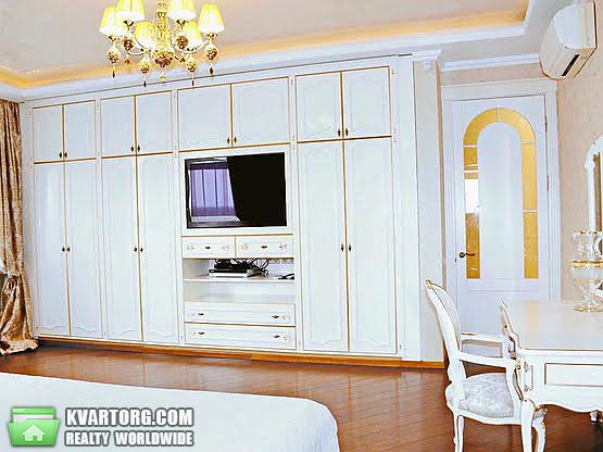 Rent out 5-room apartment. Киев,  Леси Украинки бул — photo 4