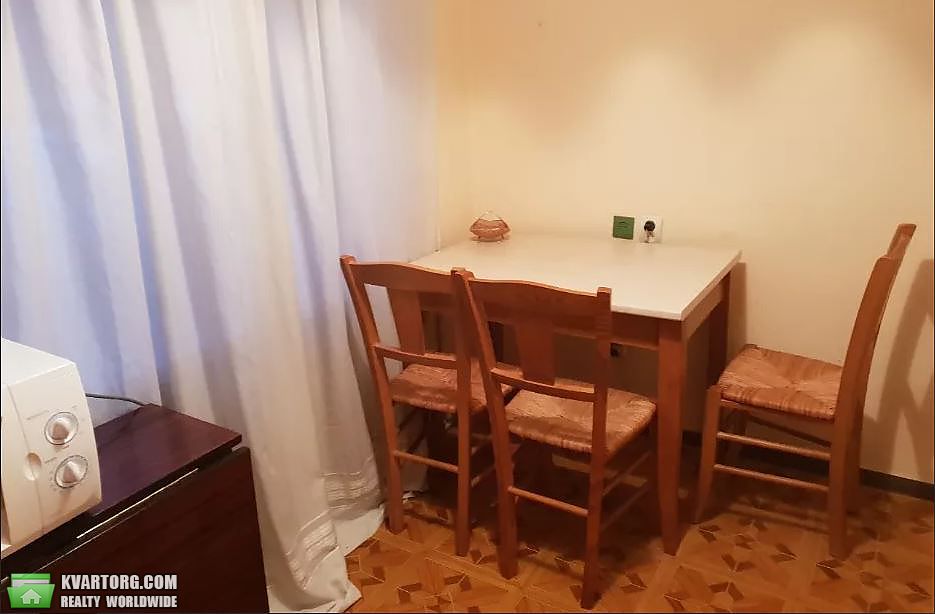 Rent out 2-room apartment. Киев,  Старокиевская — photo 4
