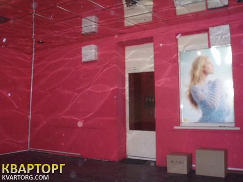 Rent out shop. Киев, ул. Серафимовича,8 — photo 1