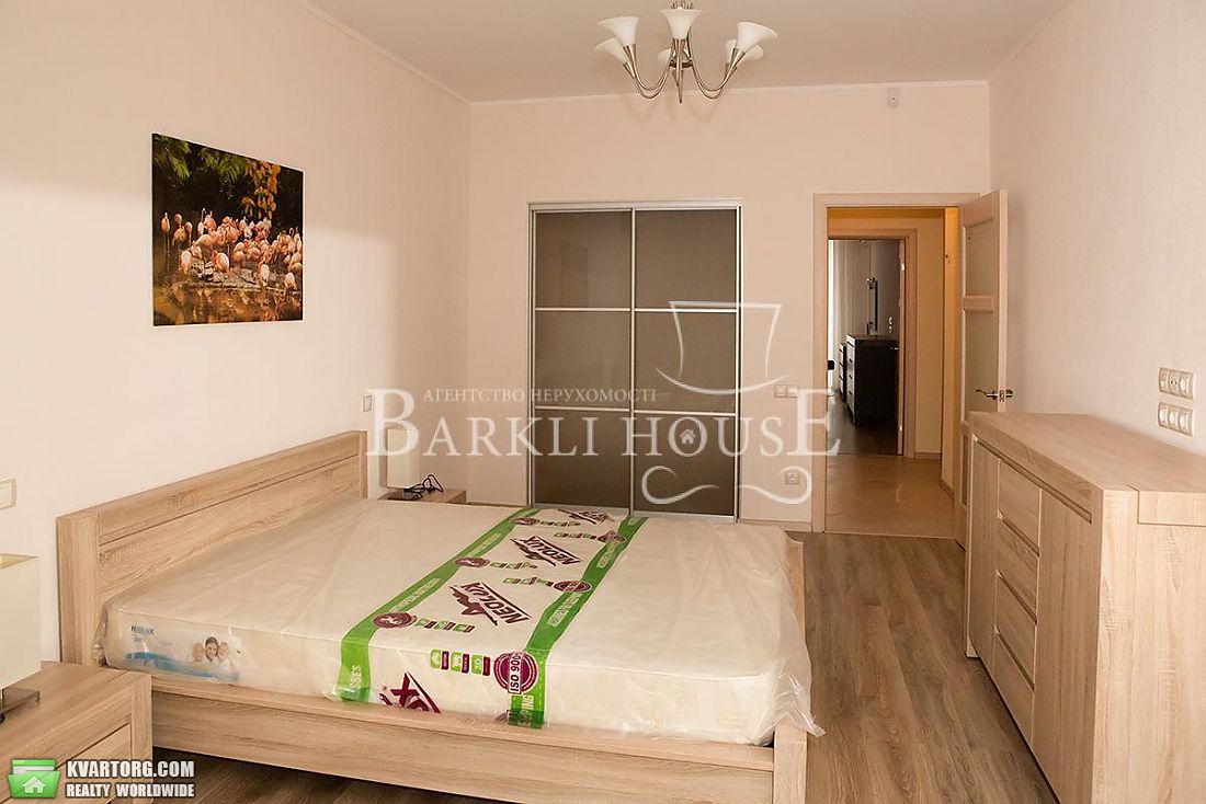 Rent out 4-room apartment. Киев,  Щекавицкая — photo 8