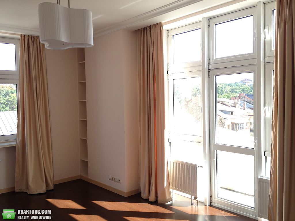 Rent out 4-room apartment. Киев,  Ветрова — photo 9