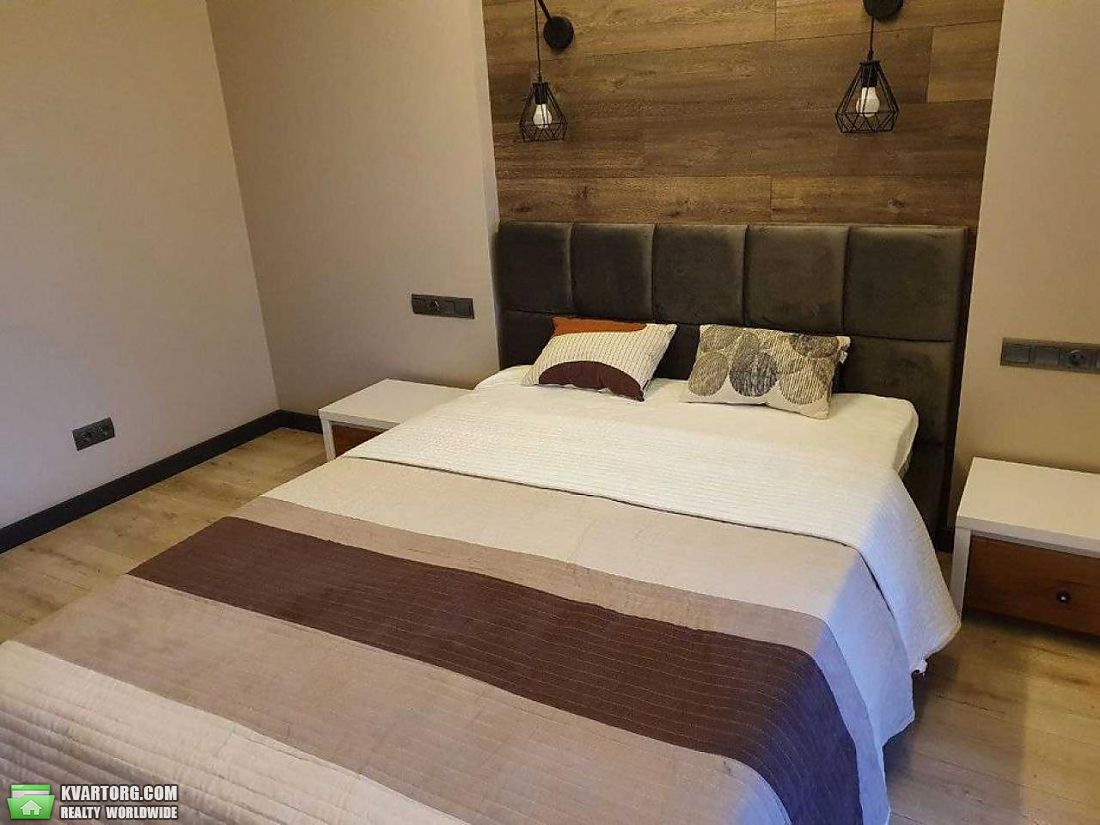 Rent out 2-room apartment. Киев,  Шолуденко — photo 3