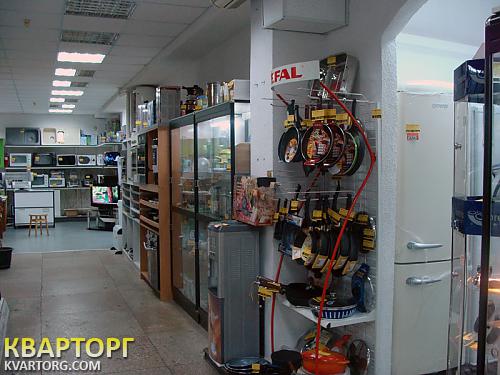Rent out shop. Киев, ул.Ревуцкого — photo 1
