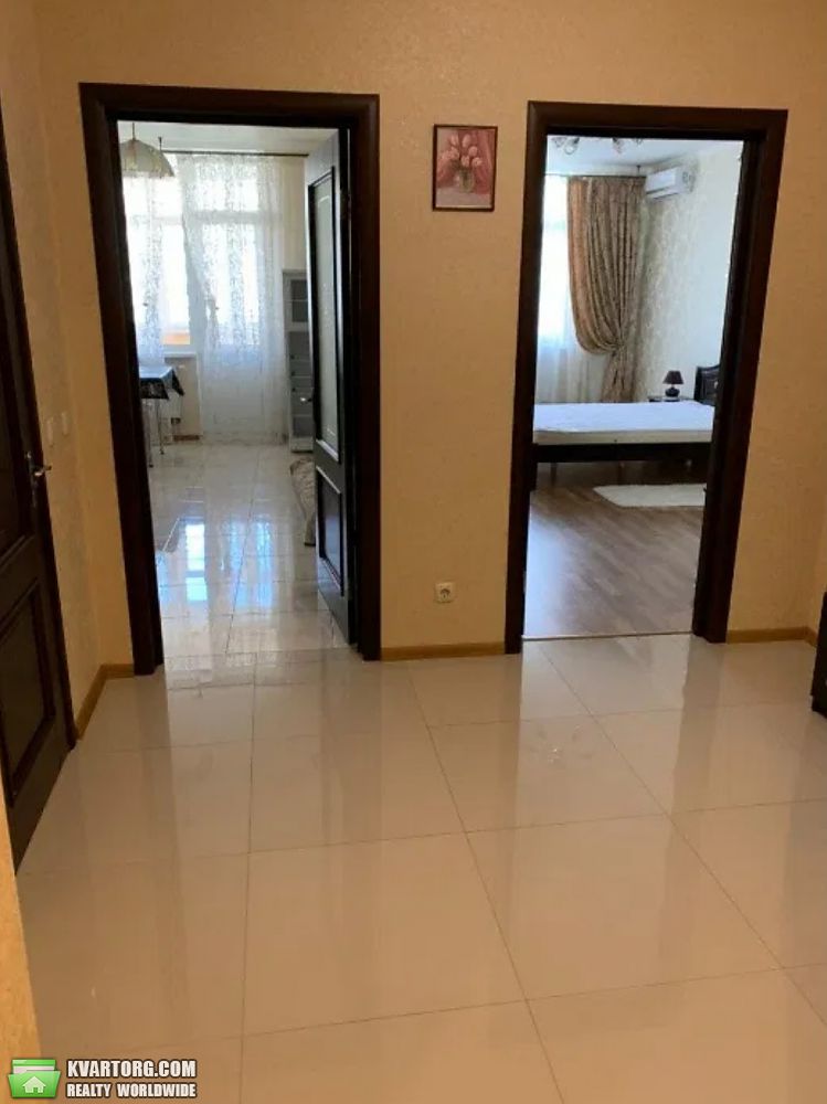 Rent out 1-room apartment. Киев, Драгоманова — photo 6