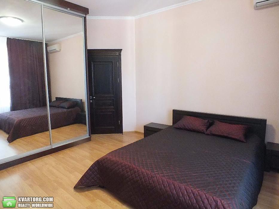 Rent out 3-room apartment. Киев,  Кудряшова — photo 1
