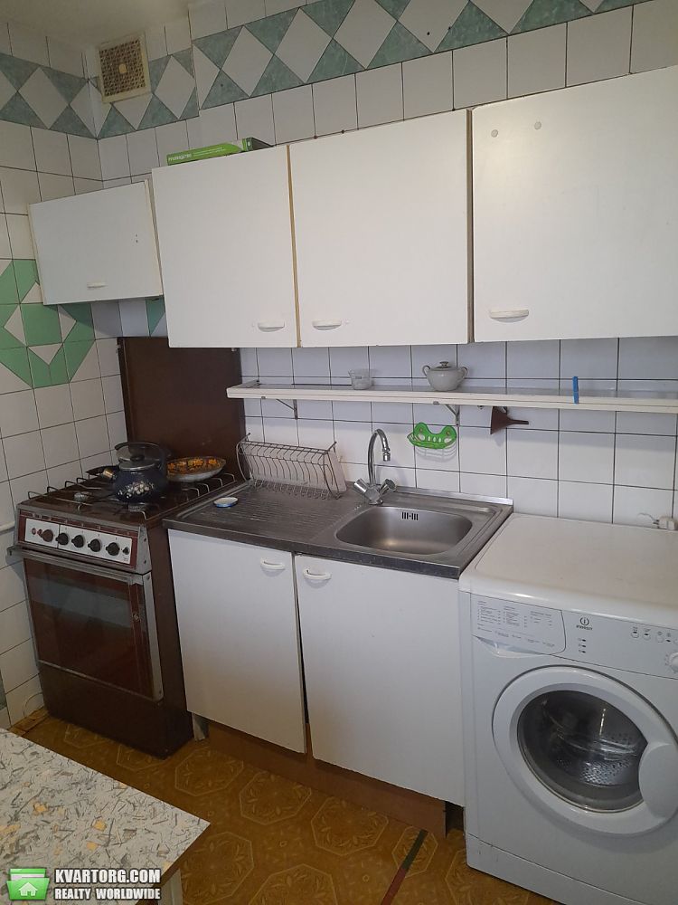 Rent out 1-room apartment. Киев, Малышко — photo 3