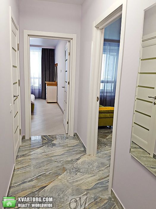 Rent out 2-room apartment. Киев,  Заречная — photo 3