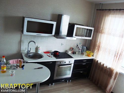 Rent out 1-room apartment. Киев,  Краковская — photo 1