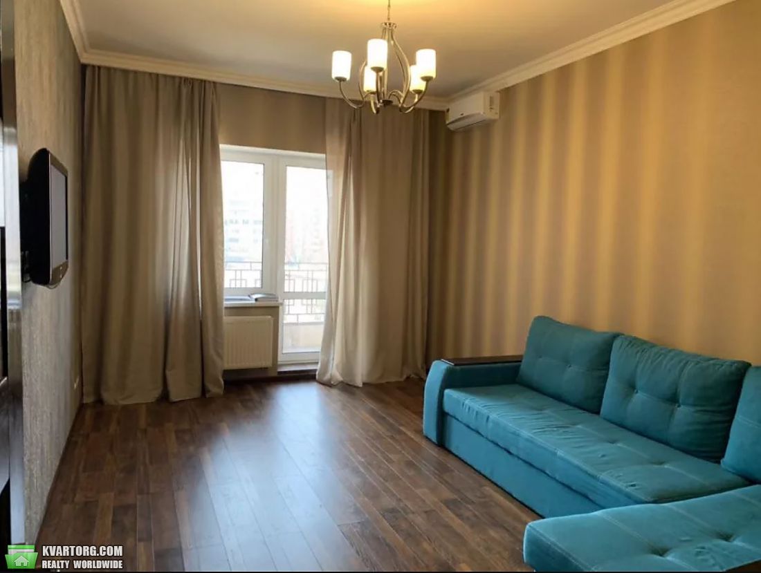 Rent out 2-room apartment. Киев, академика Ефремова — photo 3