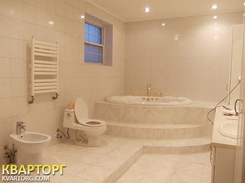 Rent out house. Киев, Салютная — photo 4