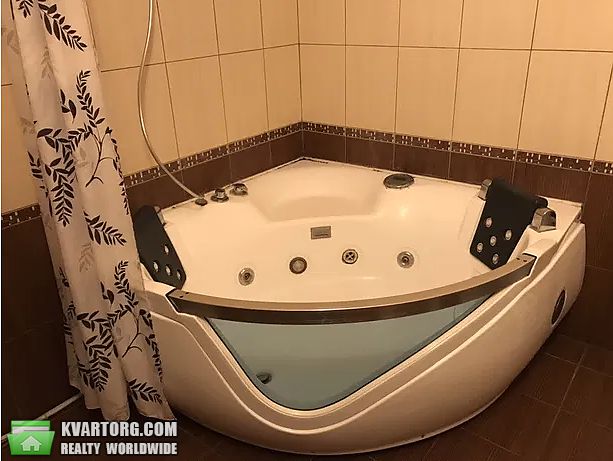 Rent out 2-room apartment. Киев,  Голосеевская — photo 6