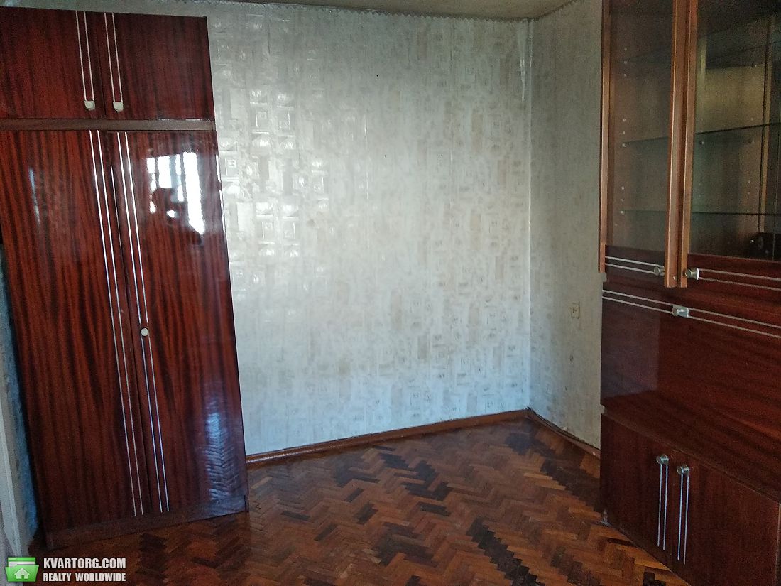 Rent out 1-room apartment. Киев,  Харьковское шоссе — photo 3