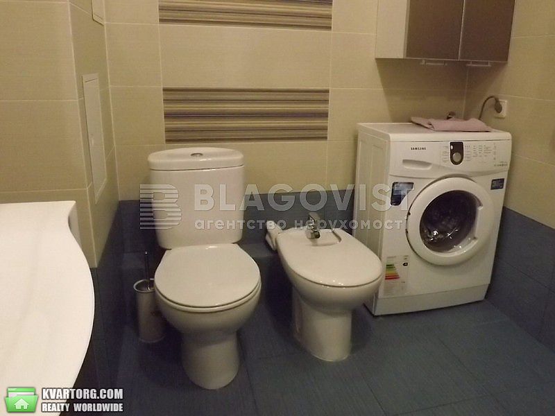 Rent out 2-room apartment. Киев,  Чавдар — photo 7