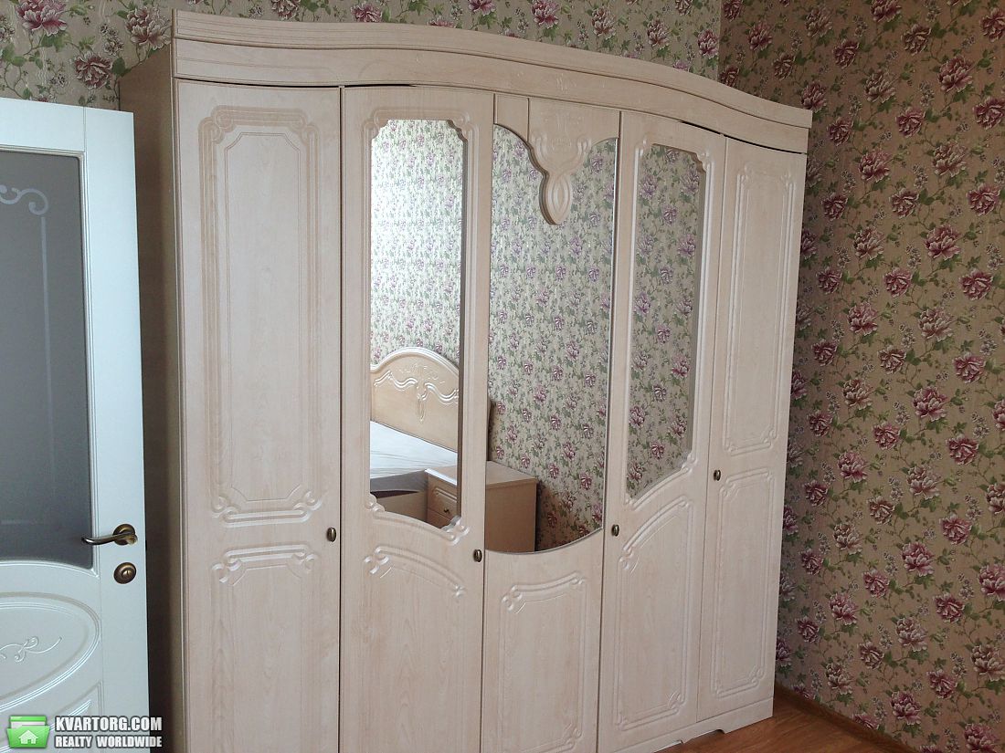 Rent out 3-room apartment. Киев,  Глубочицкая — photo 7