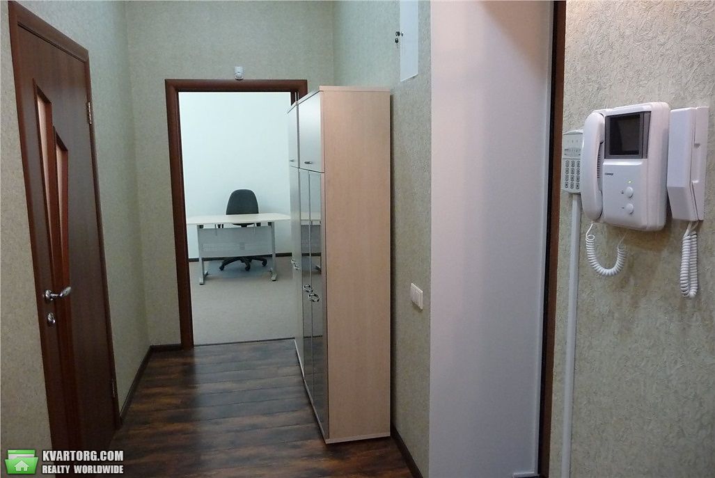 Rent out office. Киев, ул. Б. Васильковская — photo 1