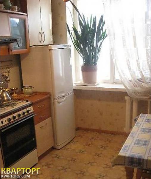 Rent out 2-room apartment. Киев,  Сосюры — photo 8