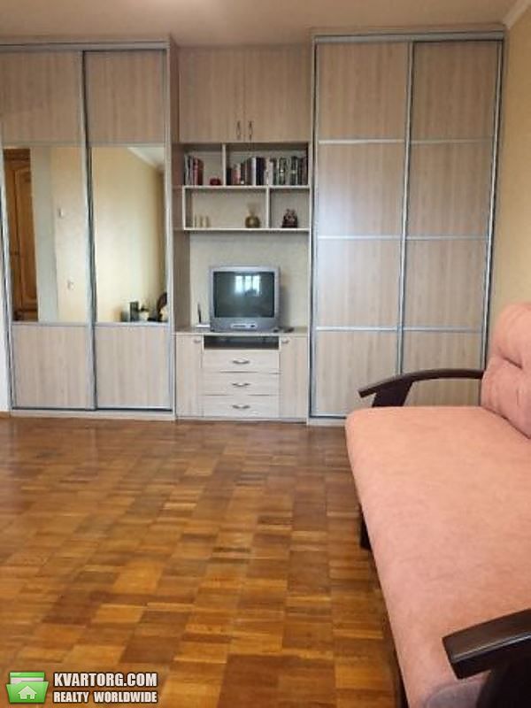 Sell 1-room apartment. Киев,  Бережанская — photo 4