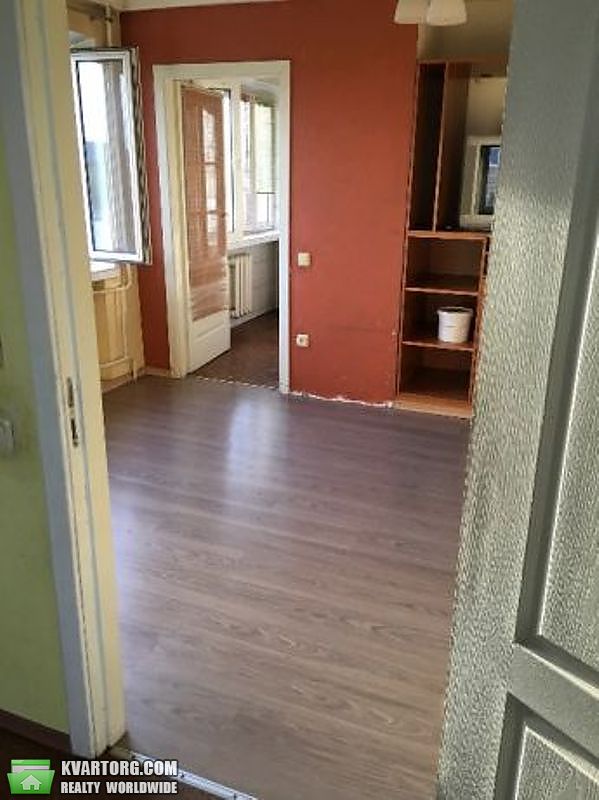 Sell 2-room apartment. Киев,  Русановская наб — photo 2