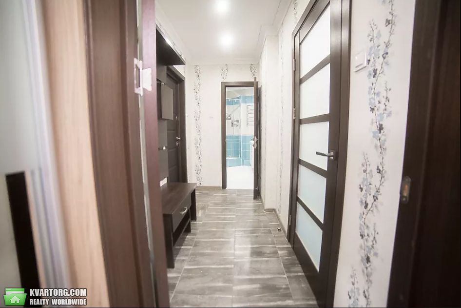 Rent out 1-room apartment. Киев, маршала Конева — photo 3