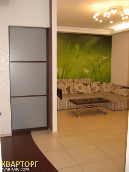 Rent out 2-room apartment. Киев, Героев Сталинграда пр — photo 2