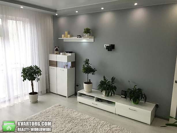 Sell 1-room apartment. Киев,  Метрологическая — photo 1