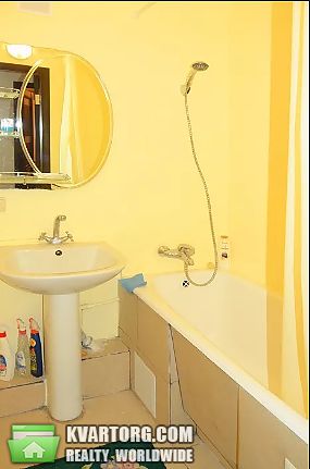 Rent out 2-room apartment. Киев,  Мичурина — photo 10