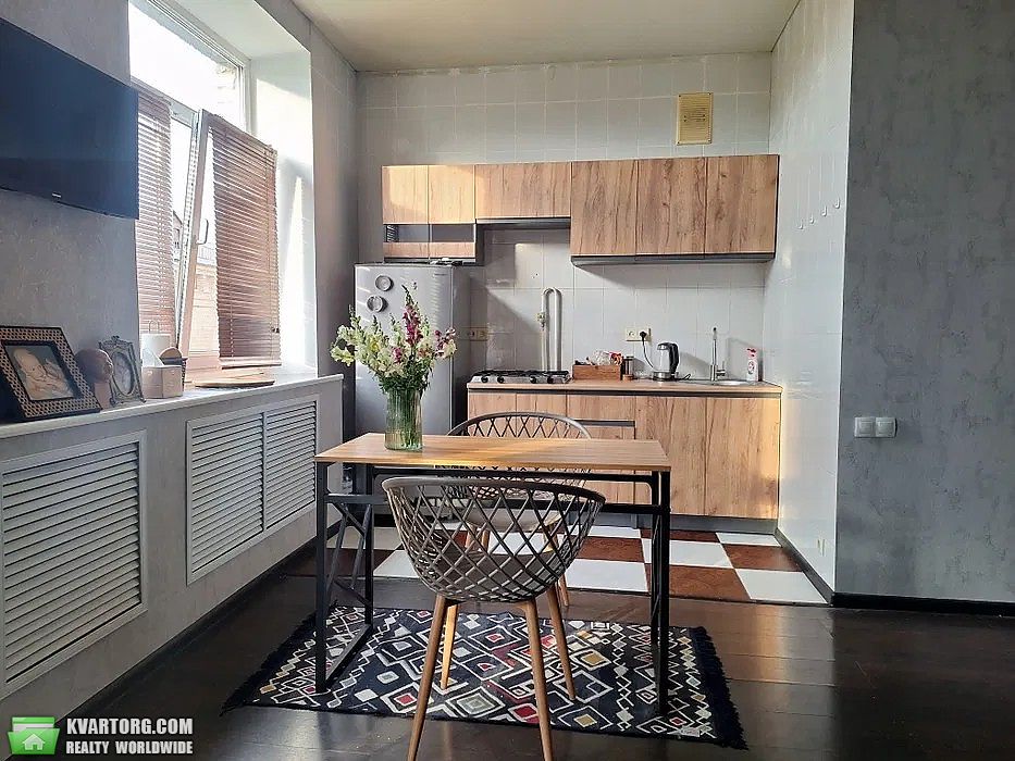 Rent out 1-room apartment. Киев, Уманская — photo 6