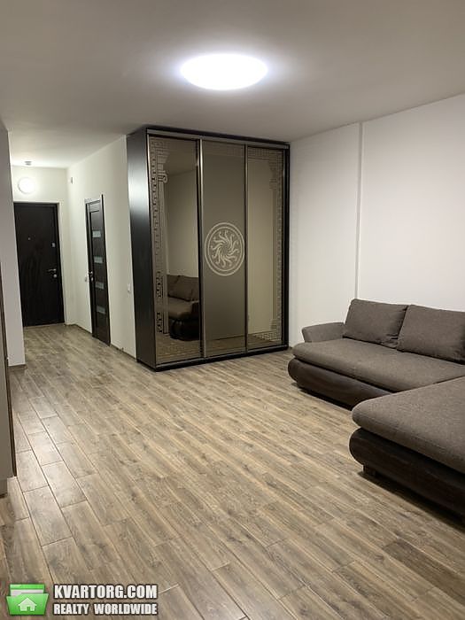 Rent out 1-room apartment. Киев,  Большая Васильковская — photo 9