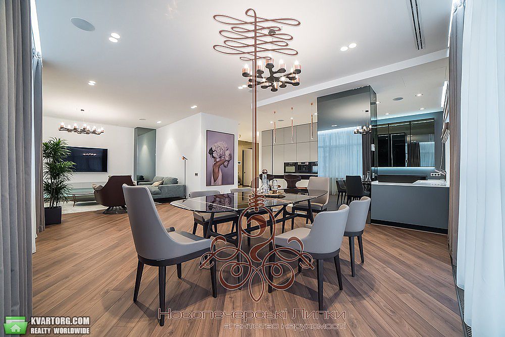 Sell 5-room apartment. Киев,  Драгомирова — photo 4