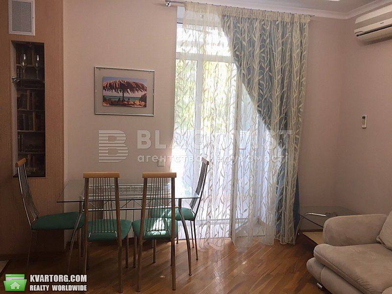 Rent out 2-room apartment. Киев,  Шелковичная — photo 3