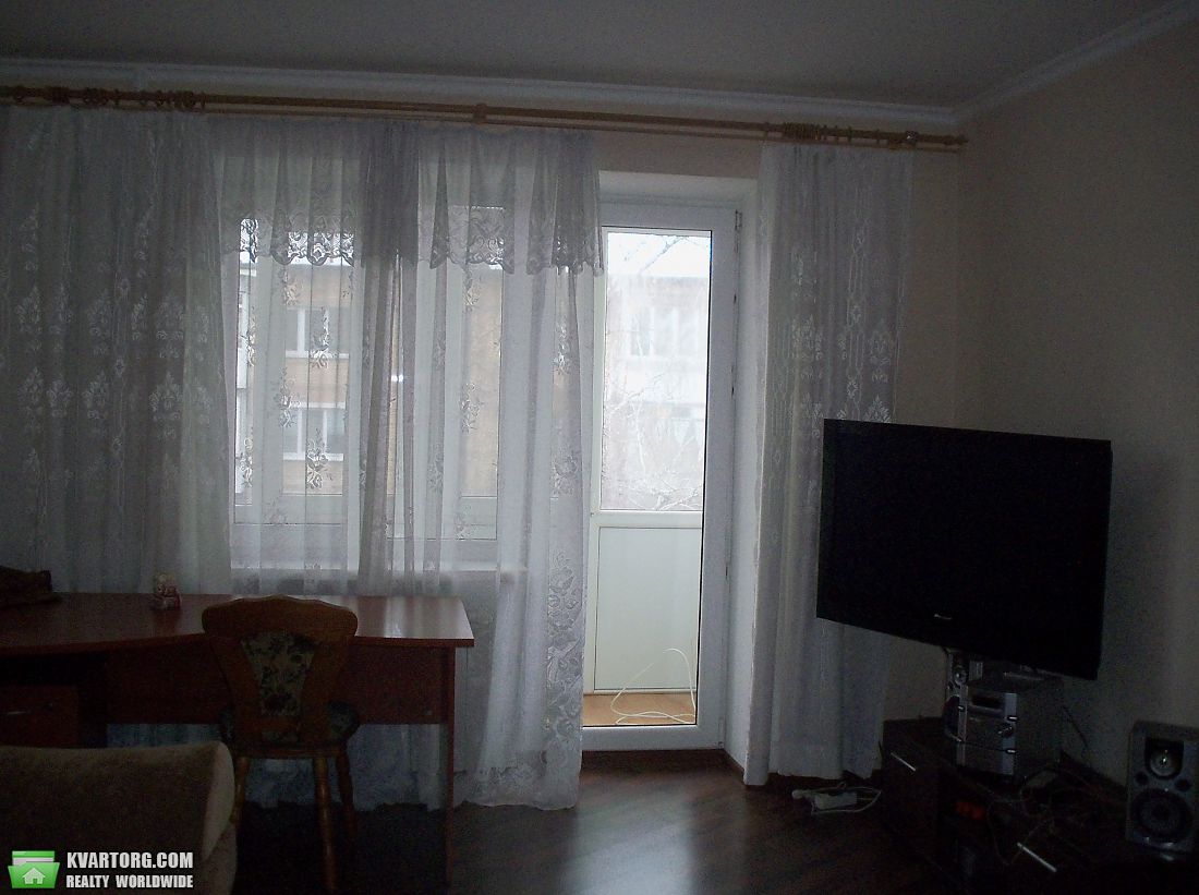 Sell 1-room apartment. Киев,  Невская — photo 2