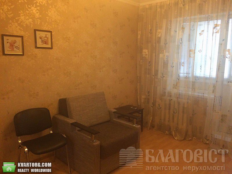 Sell 2-room apartment. Киев,  Никольско-Слободская — photo 1