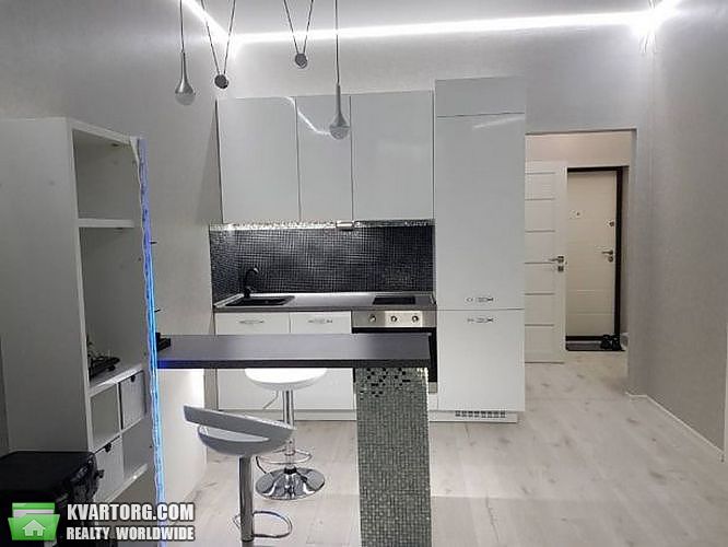 Rent out 2-room apartment. Киев, Филатова — photo 4