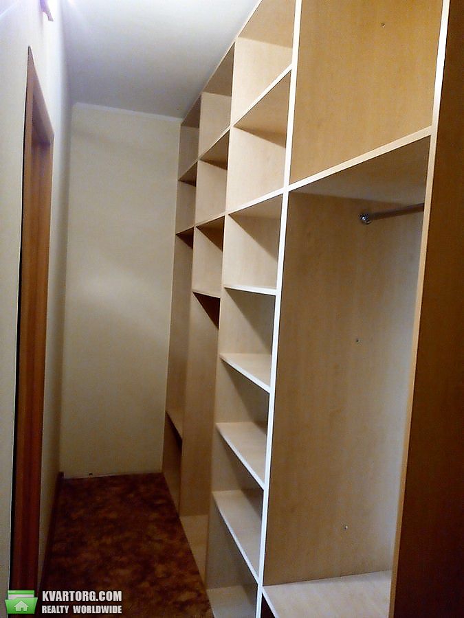 Rent out 3-room apartment. Киев, Днепровская набережная — photo 4