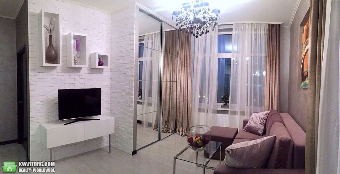 Rent out 2-room apartment. Киев,  Драгомирова — photo 2
