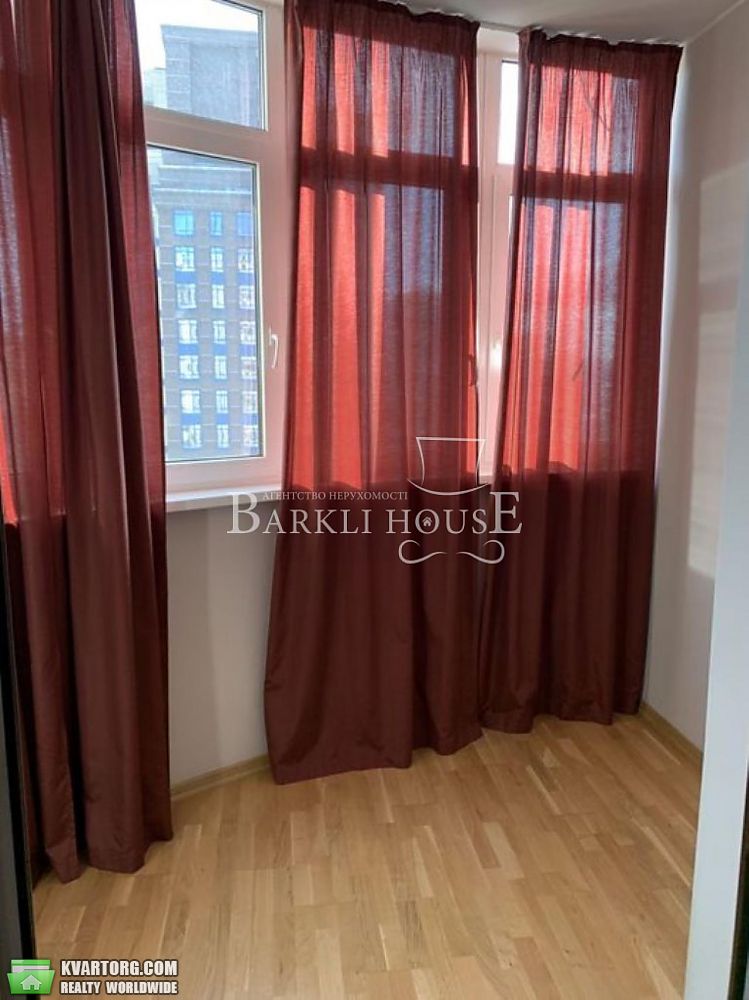 Rent out 2-room apartment. Киев,  Дмитриевская — photo 9