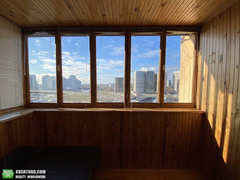 Sell 3-room apartment. Киев,  Срибнокильская — photo 6
