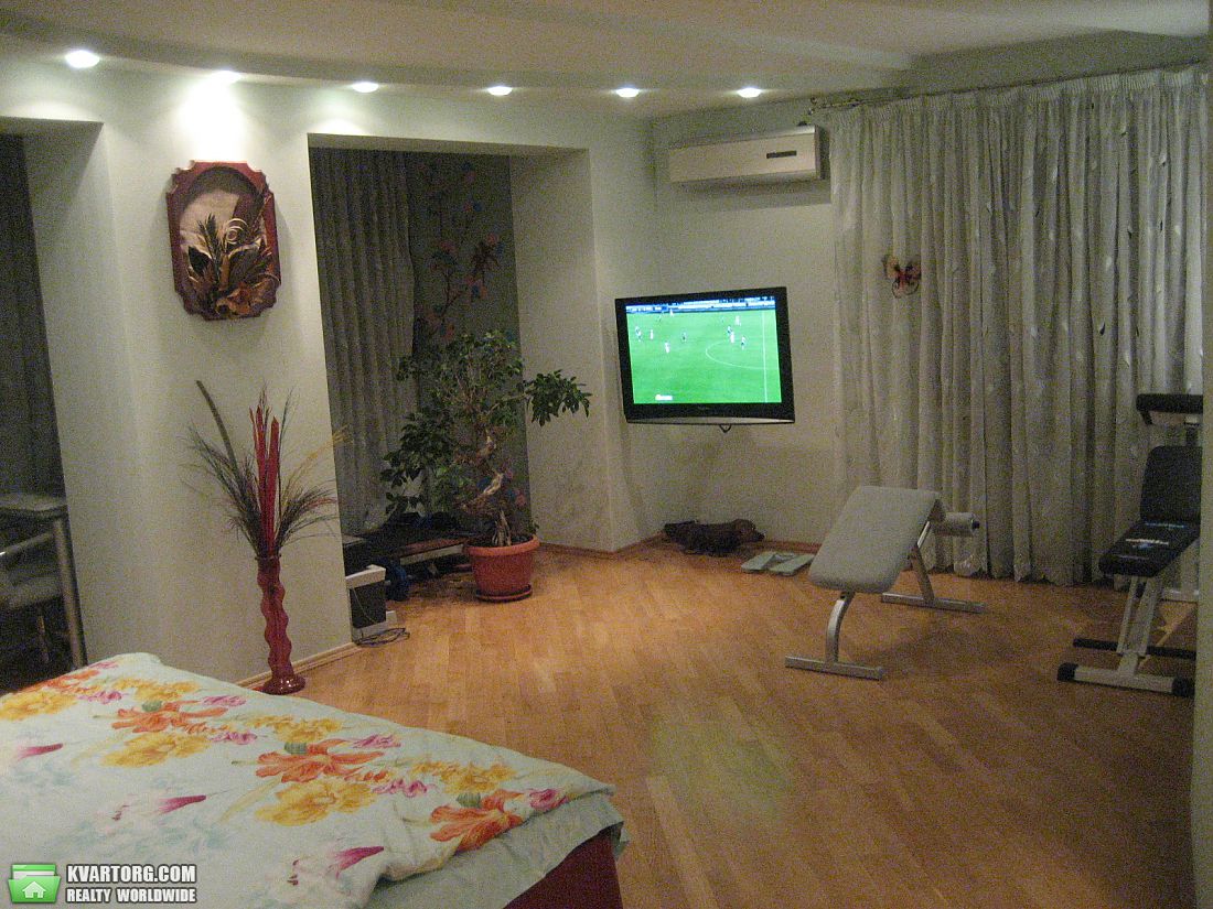 Sell 2-room apartment. Киев,  Героев Сталинграда пр — photo 3