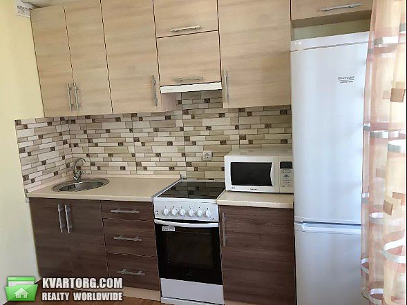 Rent out 1-room apartment. Киев,  Гмыри — photo 5