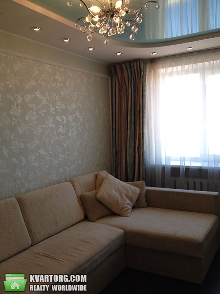 Sell 3-room apartment. Днепропетровск, Звездный бульвар — photo 1