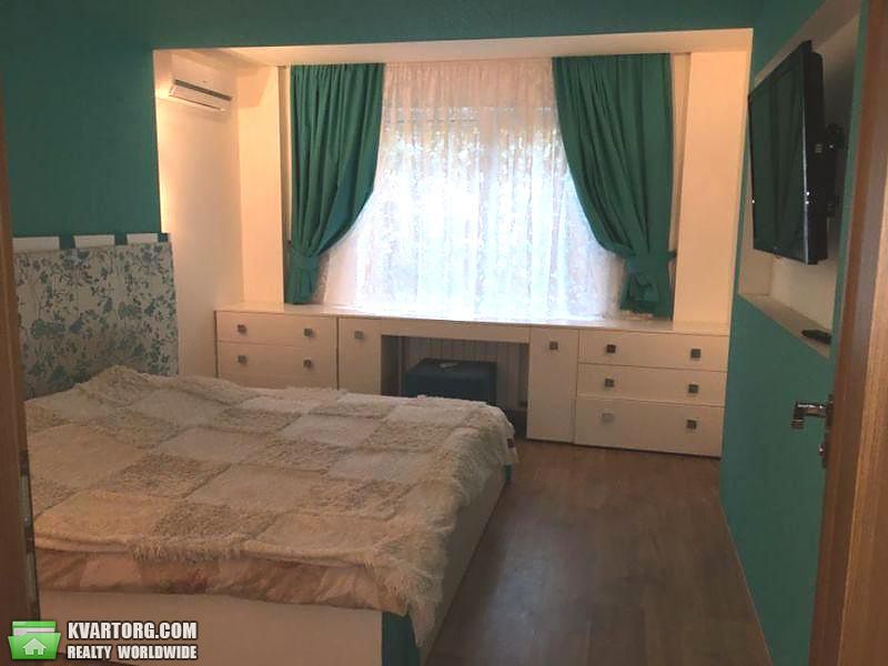 Rent out 2-room apartment. Киев,  Заломова — photo 1