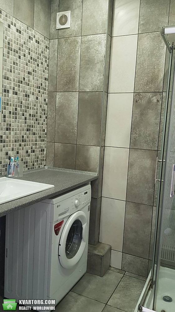 Rent out 2-room apartment. Киев, Клавдиевская — photo 8