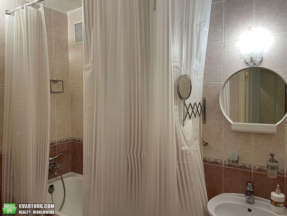 Rent out 1-room apartment. Киев,  Гайдай — photo 5