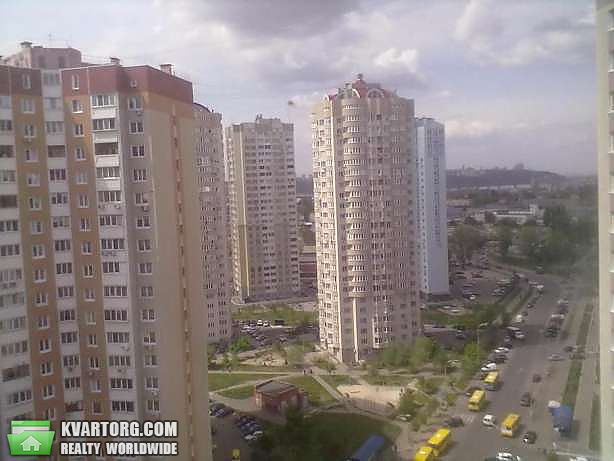 Sell 2-room apartment. Киев,  Урловская — photo 2